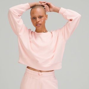 Lululemon Perfectly Oversized Cropped Crew *Softstreme size 8